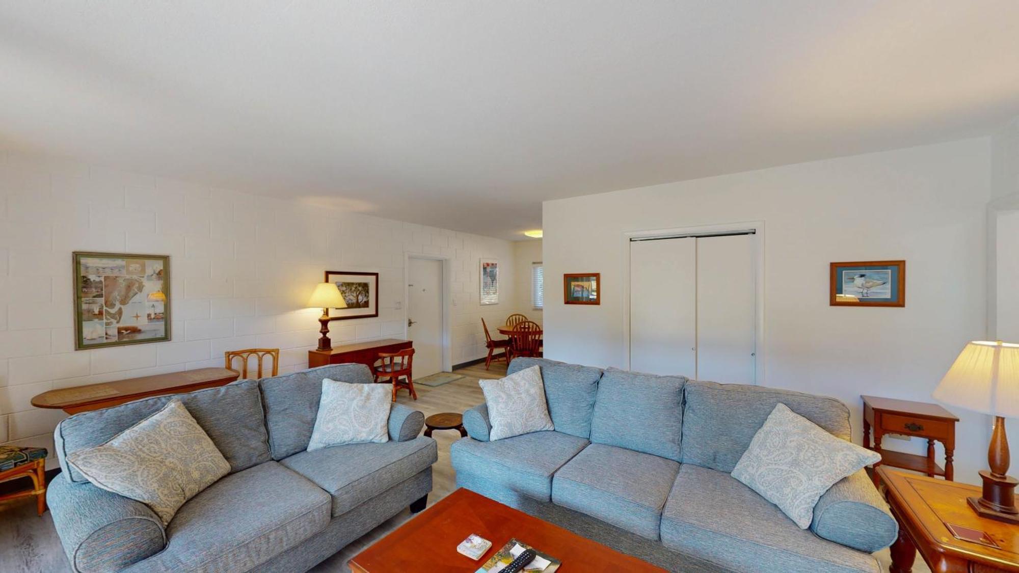 Atlantic Breeze By Jekyll Realty Apartment Jekyll Island Room photo