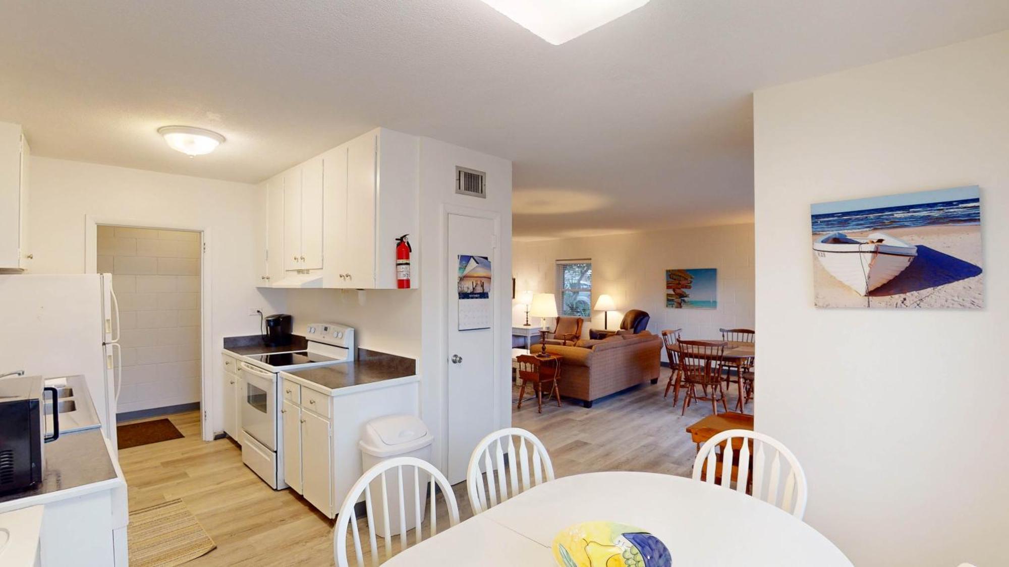 Atlantic Breeze By Jekyll Realty Apartment Jekyll Island Room photo